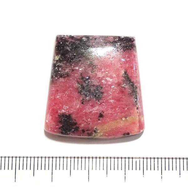 30467-『天然石ルース』　ロードナイト（ホール無）　約２８ｘ２７mm（１３．９ｇ）　１個