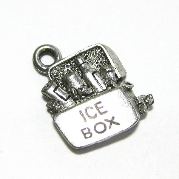 30657-【ＮＹピューター】　アイスボックス　チャーム　銀古美　１３mm　５個/１セット
