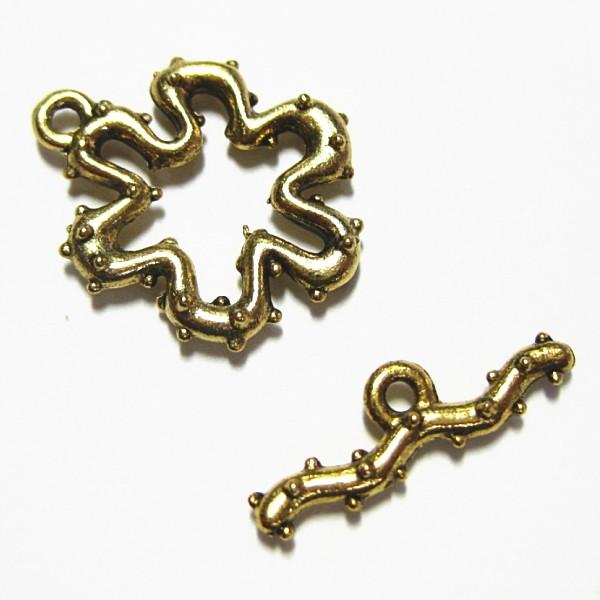 30744-《トグル》　ＮＹピューター　フラワー　金古美　花部分１７mm　５ペア/１セット