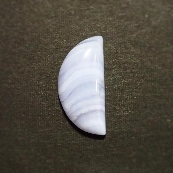 30802-『天然石ルース』　ブルーレースアゲート（ホール無）　約２７ｘ１３mm（３．８ｇ）　１個
