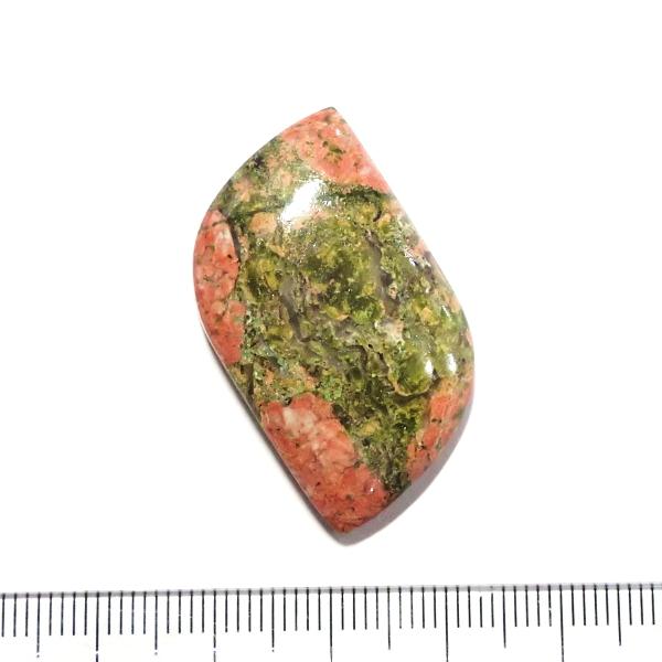 30854-『天然石ルース』　ウナカイト（ホール無）　約３３ｘ２０mm（９．０ｇ）１個