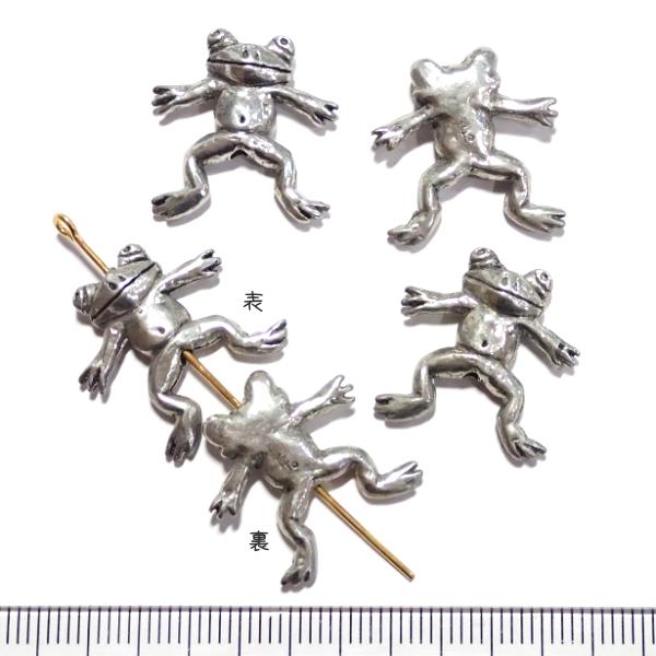 3111-【ＮＹピューター】　かえる　ビーズ　銀古美　１９mm　５個/１セット