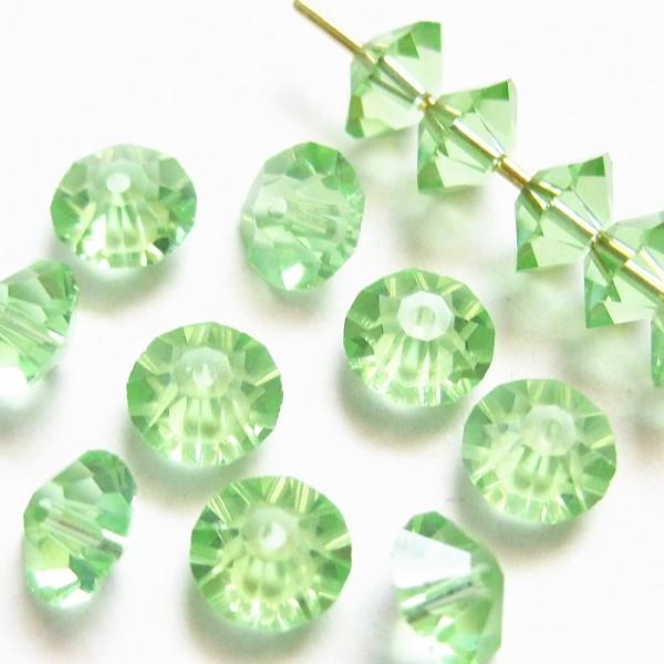 3844-swarovski　＃5305　ペリドット　６mm　２５個/１パック