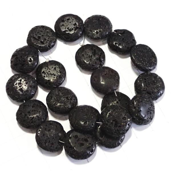 4004-《天然石５００円均一》　ラバストーン　１７mm平均　約３３cm/１本