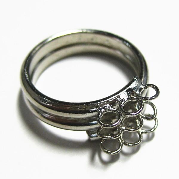 4246-『指輪パーツ』　９ホールリング　銀色　内径１７mm　１個