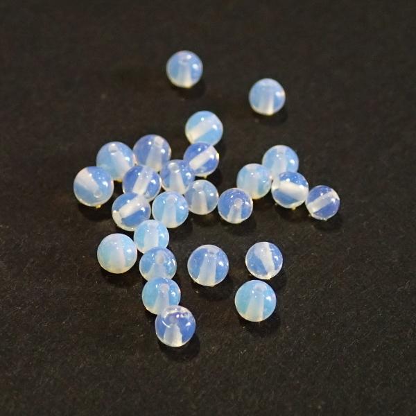 4286-天然石 4mm丸玉 人造ホワイトオパール 25粒