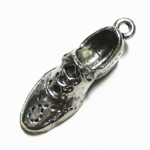 4535-【ＮＹピューター】　靴　チャーム　銀古美　１８mm　５個/１セット