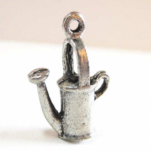 4539-【ＮＹピューター】　ジョウロ　チャーム　銀古美　１５mm　５個/１セット