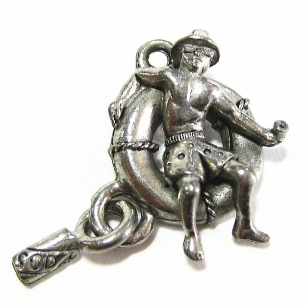 4674-【ＮＹピューター】　浮き輪と少年　銀古美　１９mm　５個/１セット