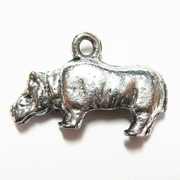 4824-【ＮＹピューター】　かば　チャーム　銀古美　２３mm　５個/１セット