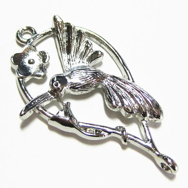 6088-《メタルチャーム・パーツ》　はちどりコネクター　銀色　３６x２０mm　５個/１セット