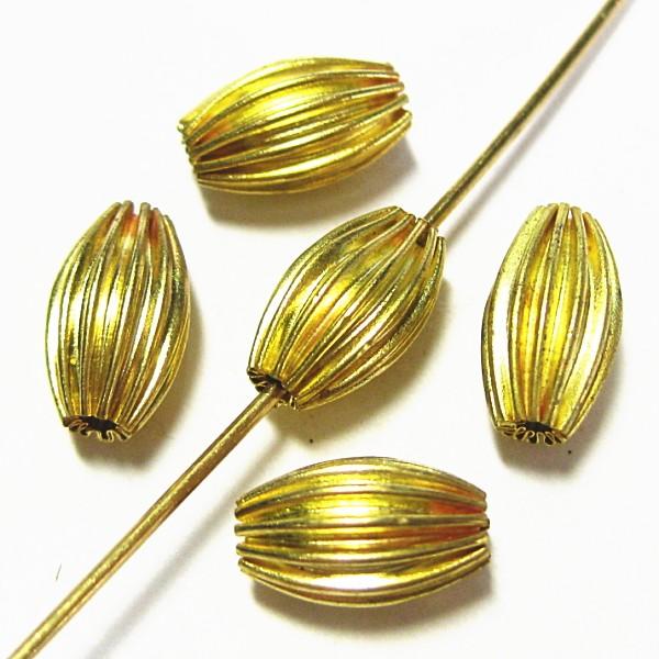 6305-《メタルチャーム・パーツ》　ビーズ（軽いタイプ）金色　１１ｘ６mm（ホール１mm）１０個/...