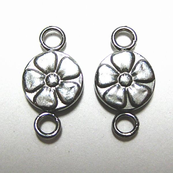 7615-【ステンレス】　お花コネクター　銀色　１７x９mm　２個/１セット