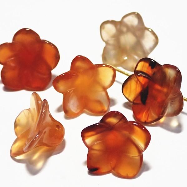 7732-《天然石　立体花》　カーネリアン　１６mm　６個/１パック