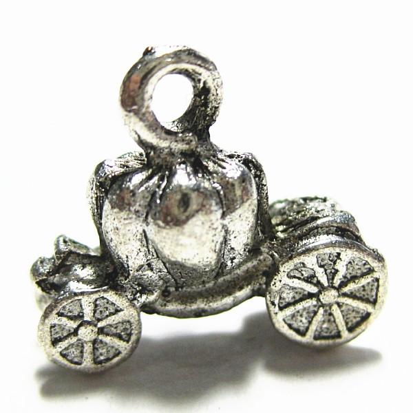 8244-《メタルチャーム・パーツ》　かぼちゃの馬車　銀古美　１３ｘ１３mm　１０個/１セット