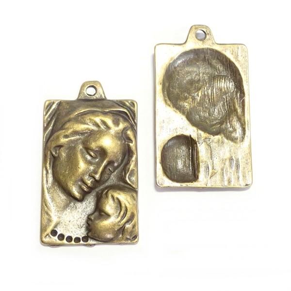 8999-《メタルチャーム・パーツ》　マリアさまのチャーム　真鍮古美　３７ｘ２２mm　２個/１セット