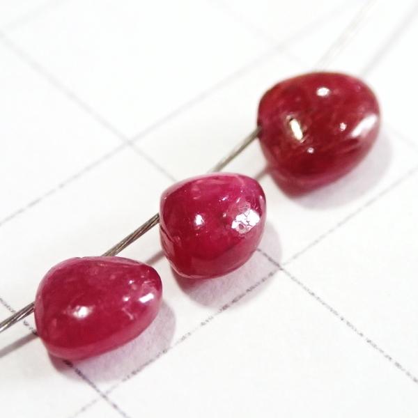 9156-《天然石Special》　ルビー　マロンドロップ　計０．６ｇ　３個/１パック