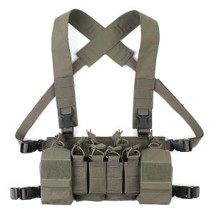 東ドイツ軍　実物サスペンダー、ベルト、水筒、レプリカMP40マガジンポーチ雑嚢 東ドイツ軍 実物サスペンダー、ベルト、水筒、レプリカMP40