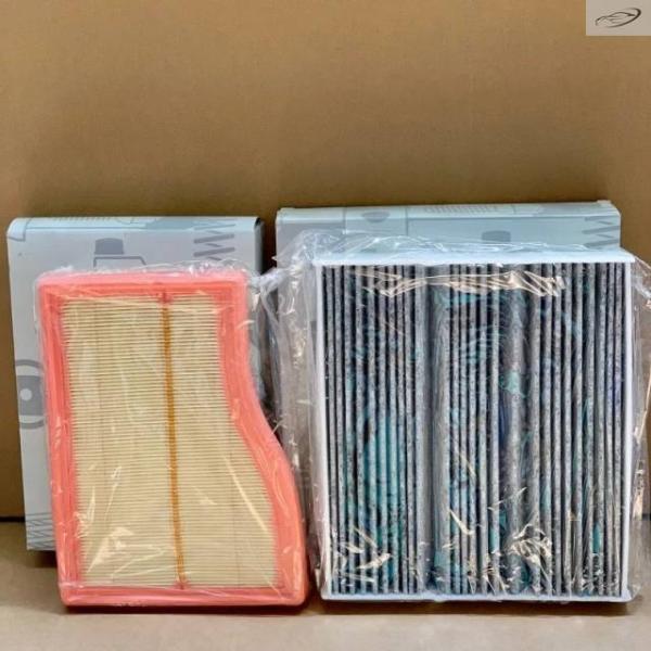 並行輸入品 A2820940004 A2478301702 2個フィルターセット Aクラス W177...