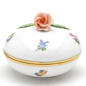 ヘレンド ウィーンの薔薇・シンプル 丸形小物入れ 兎と花の飾り