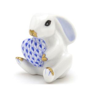ヘレンド（HEREND） うさぎ置物(高さ:5cm) ハート(ブルーの鱗模様)を