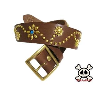 真鍮製バックル 栃木レザー ピーナッツ型 真鍮スタッズベルト 黒 一枚