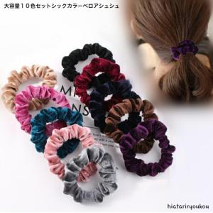 FENDI（フェンディ） 【超美品】フェンディ FF柄 FFカーリグラフィ