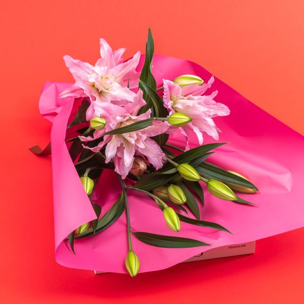 【日比谷花壇公式】母の日 エフ・エフ・ヒライデ ピンク系ユリの3本花束