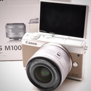 キヤノン Canon ミラーレス一眼 EOS M100 レンズキット グレイ SDカード付き 中古｜hideyoshi-camera