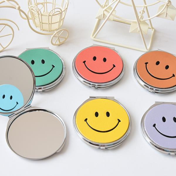 ミラー 拡大鏡付き コンパクトミラー 丸型 本革製 スマイル 手鏡 両面ミラー 携帯ミラー 姫路レザ...