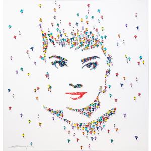 AUDREY HEPBURN／サンティアゴ・ナヴァロ／群衆アート