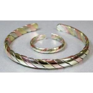 健康アクセサリーK12 リング&ブレスレット 肩...の商品画像