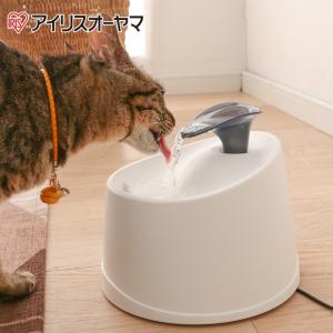 自動給水機 犬 猫 ペット用 水飲み器 給水器 水分補給 アイリスオーヤマ IRIS OHYAMA PWF-200 ‥｜himaraya