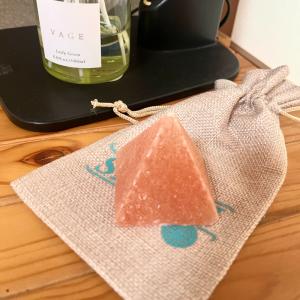 ピラミッド型岩塩【小】約4.5〜5cm 天然 ...の詳細画像1