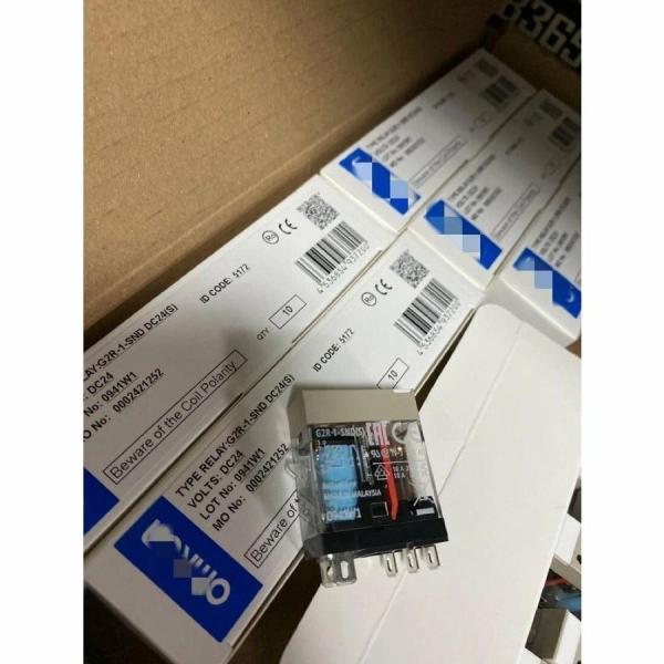 【新品★送料無料】 50個入りセット OMRON オムロン リレー 表面接続ソケット G2R-1-S...