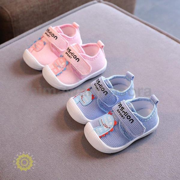 赤ちゃん 音が鳴る靴 笛付き靴 ベビー ファーストシューズ ベビー靴 フォーマル 子供 子供靴 キッ...