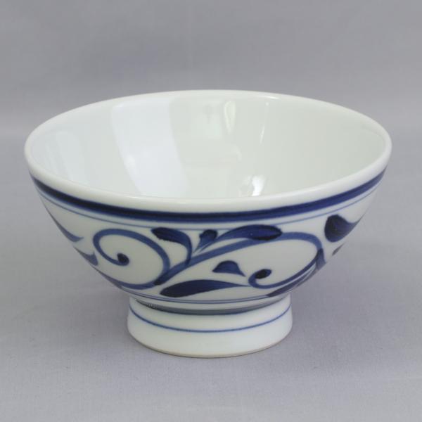 愛媛県指定無形文化財　伝統工芸品　砥部焼 千山窯 茶碗（大） 唐草　※砥部焼 11,000円以上購入...