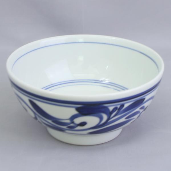 愛媛県指定無形文化財　伝統工芸品　砥部焼 千山窯 うどん鉢（中）唐草　※砥部焼 11,000円以上購...