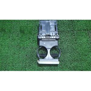 タントエグゼ DBA-L455S ドリンクホルダー   55620-B2010-E0 中古