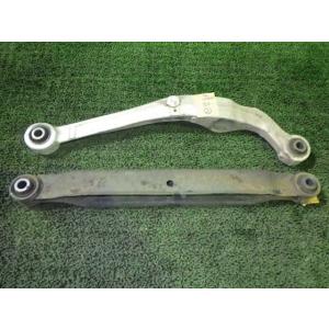 エクストレイル DBA-T32 右リアロアアーム AX6  中古