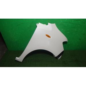 ルクラ DBA-L455F 右フロントフェンダー W24   53811-B2590 中古