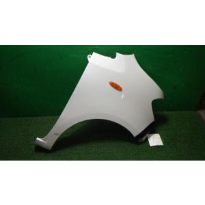 タントエグゼ DBA-L455S 右フロントフェンダー W24   53811-B2590 中古