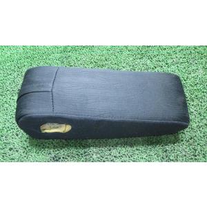 ルクラ DBA-L455F アームレスト   72810-B2510-C2 中古