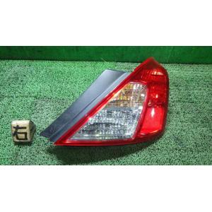 ラティオ DBA-N17 右テールランプ ICHIKOH T005 26550-3AA0B 中古