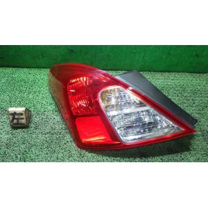 ラティオ DBA-N17 左テールランプ ICHIKOH T005 26555-3AA0B 中古