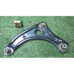 ラティオ DBA-N17 左フロントロアアーム   54501-1HJ0A 中古
