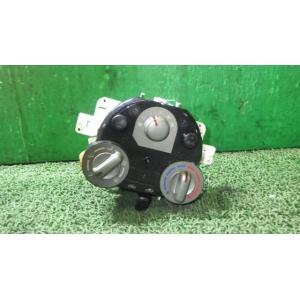 ラティオ DBA-N17 エアコンスイッチパネル   27510-1HH1B 中古