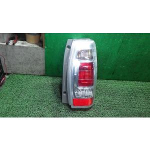 ルクラ DBA-L455F 右テールランプ ICHIKO D094 81550-B2350 中古