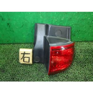 エルグランド UA-E51 右テールランプ イチコー 4956A 26550-WL028 中古