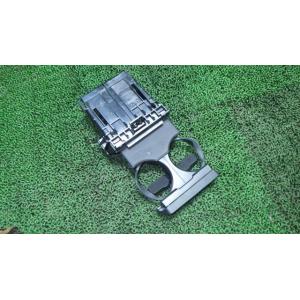 ルクラ DBA-L455F ドリンクホルダー    中古